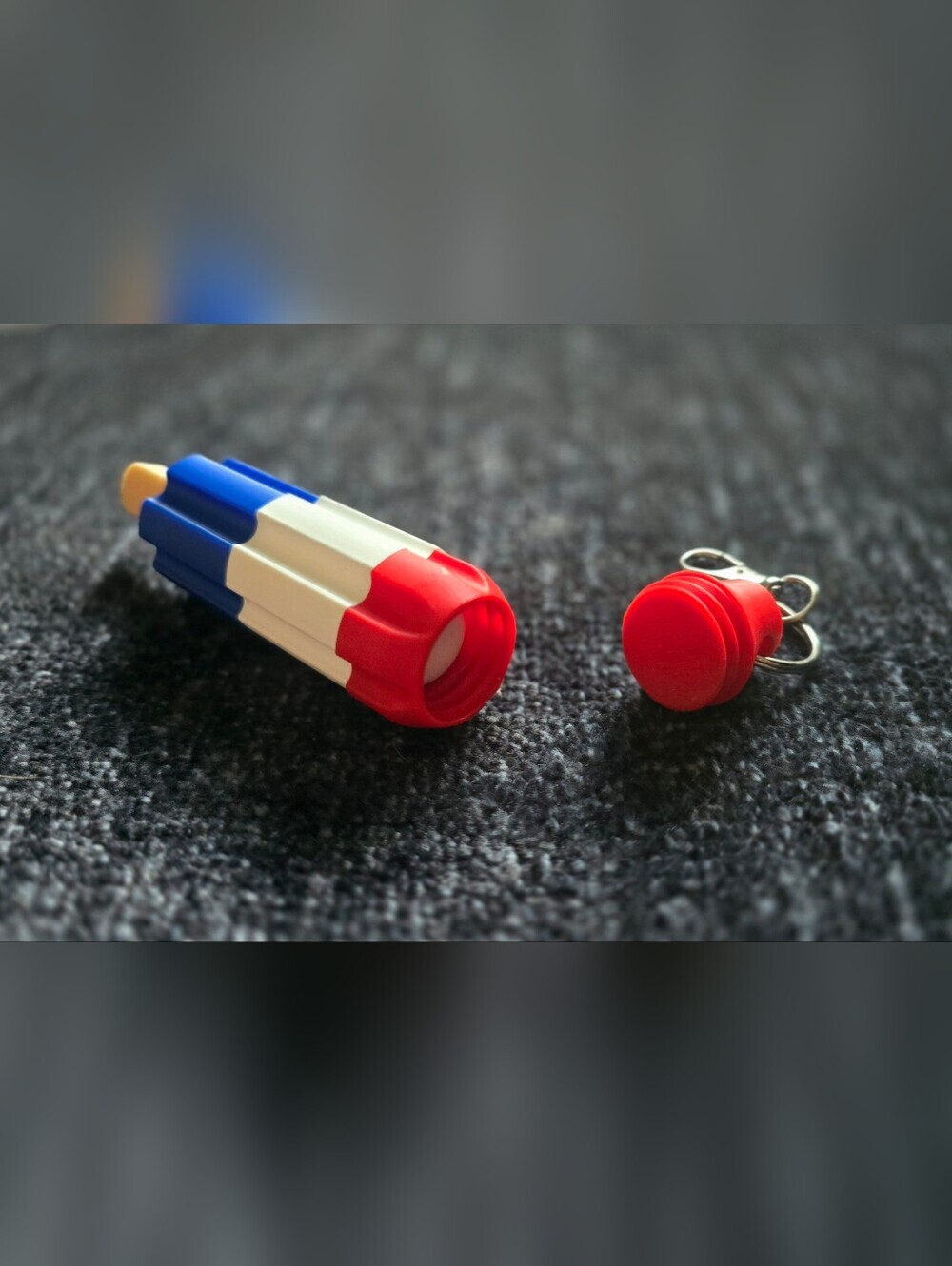 3D Printed Patriotic Chapstick Holder Keychain 4th of July Lip Balm Clip On USA - Picture 4 of 4